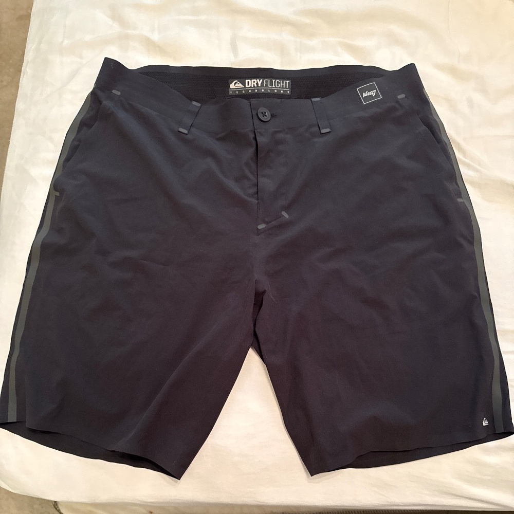 Men’s Quicksilver shorts